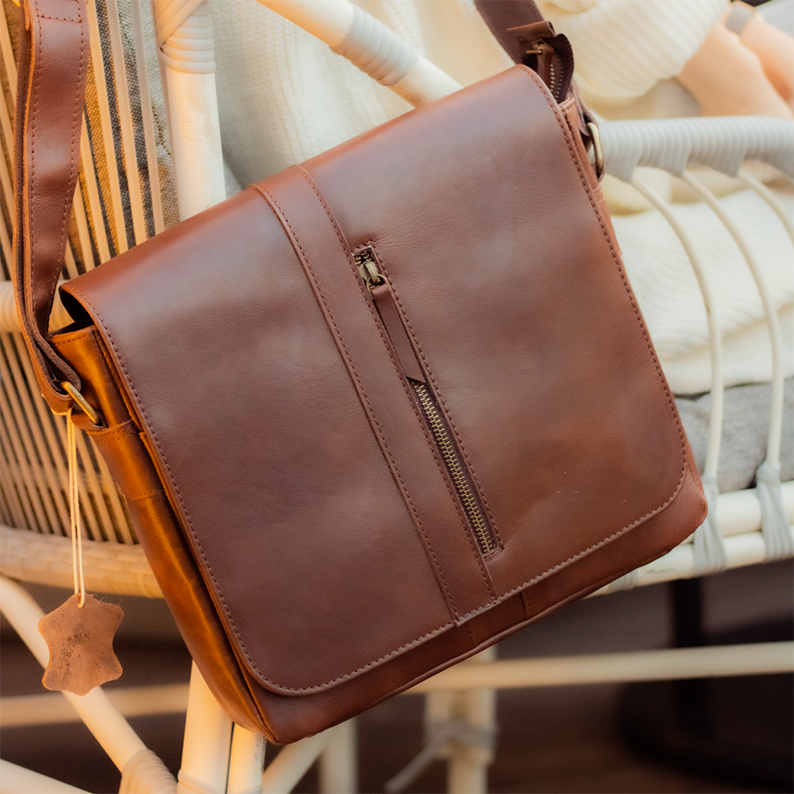 Elevate Style: Unisex Laptop Tote - Versatile, Durable, Elegant